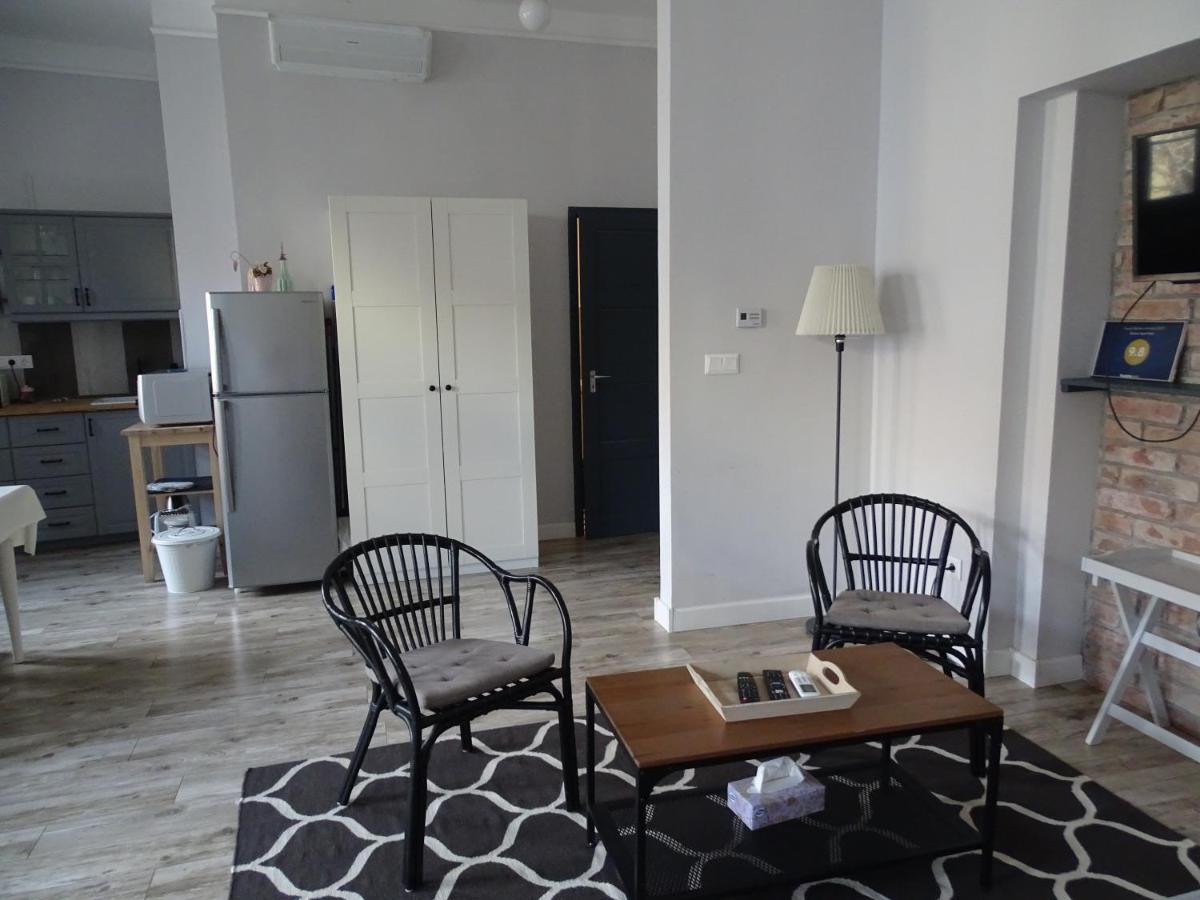 Ovaros Apartman Veszprem Luaran gambar