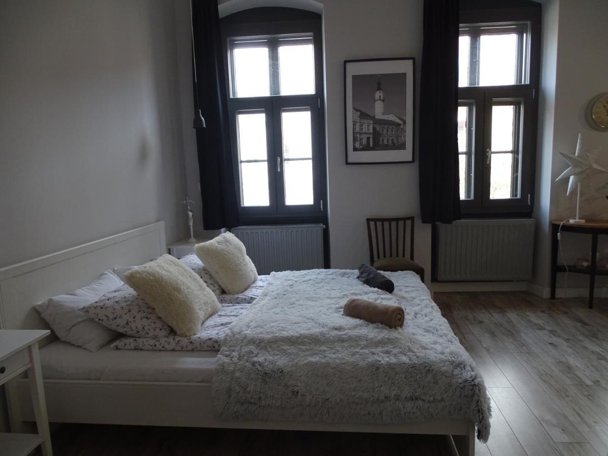 Ovaros Apartman Veszprem Luaran gambar