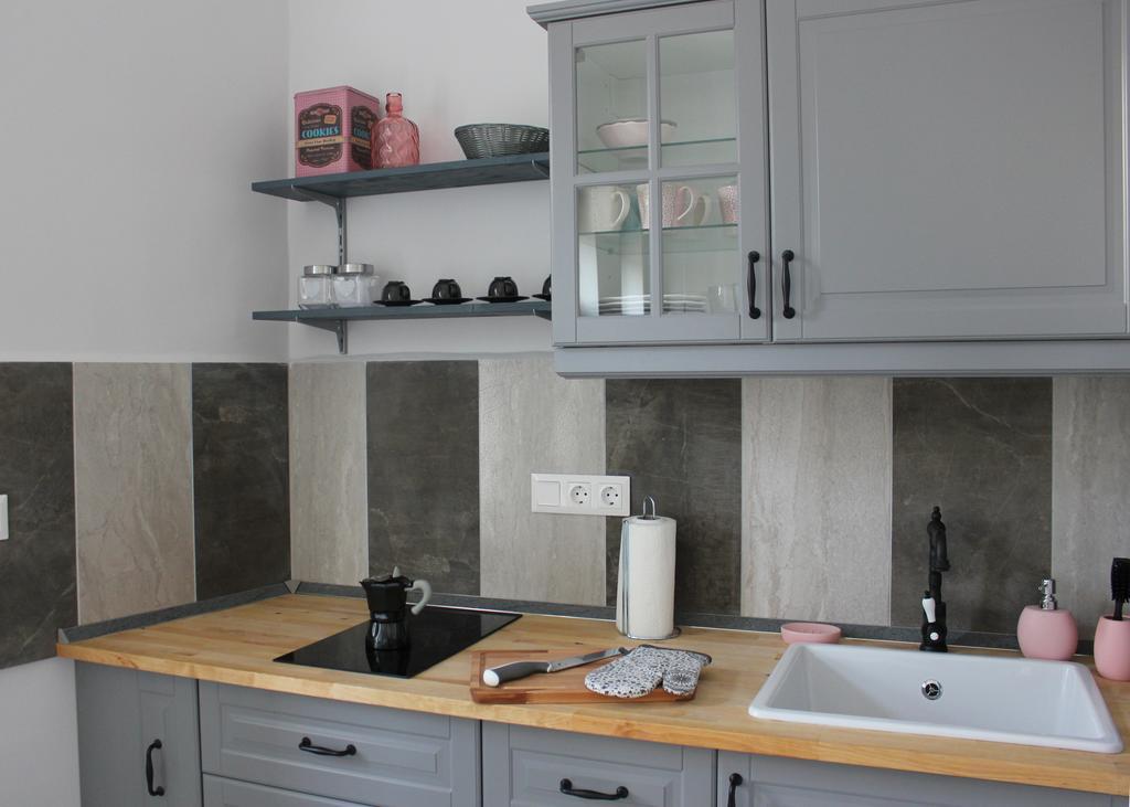 Ovaros Apartman Veszprem Luaran gambar