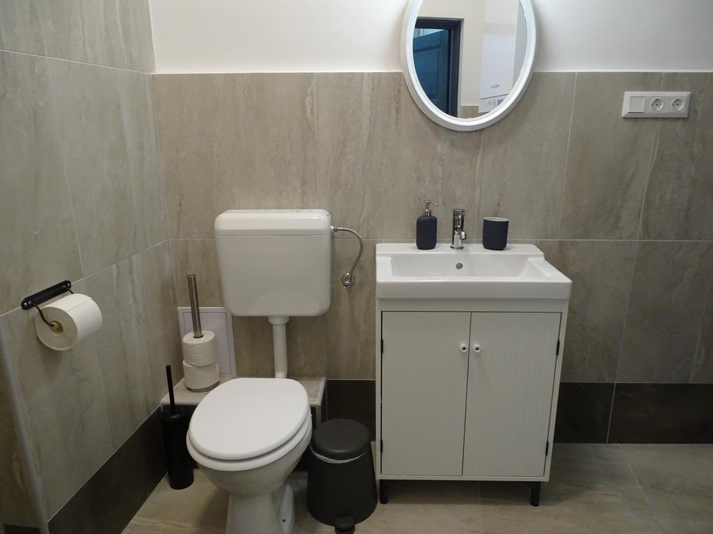 Ovaros Apartman Veszprem Luaran gambar